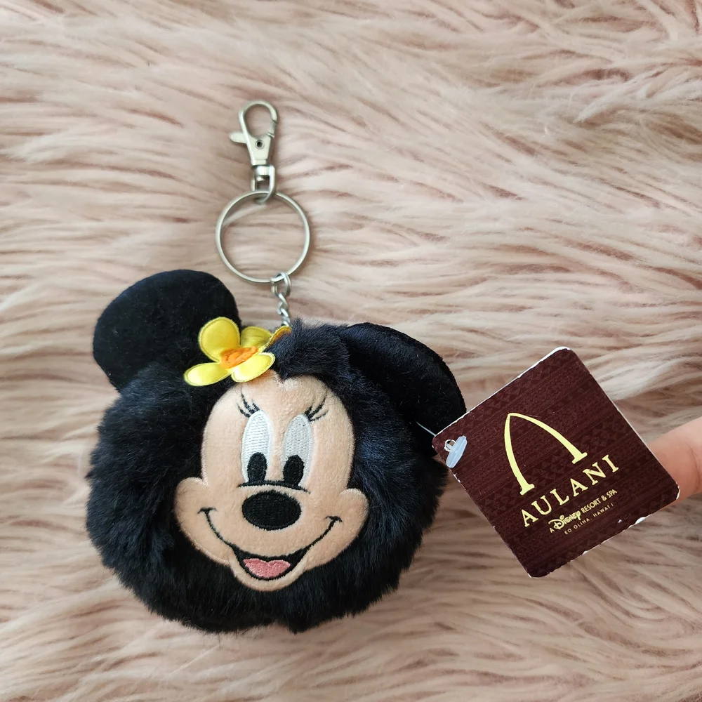 Disney Aulani Minnie Mouse Plush Keychain Hawaii Pom Pom